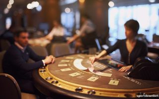 CSGO真人互动玩法新范式：体育下注平台如何重塑策略娱乐生态